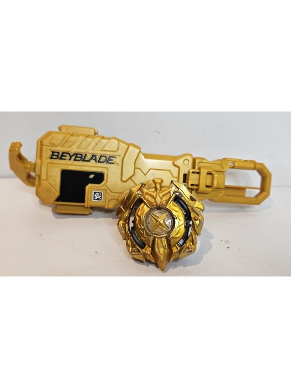 Takara Tomy Beyblade Burst Master Kit Launcher Gold Xcalius Xcalibur Belt Clip